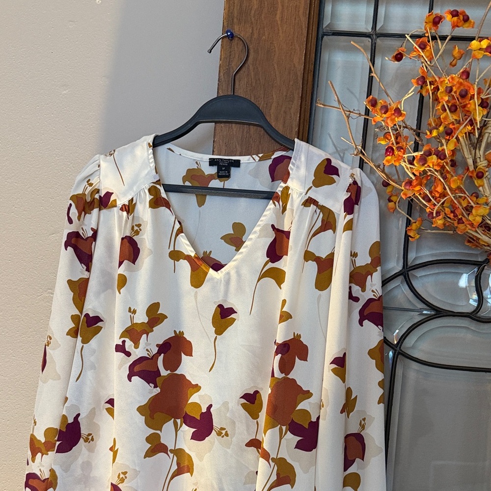 Ann Taylor Multicolor Floral Top